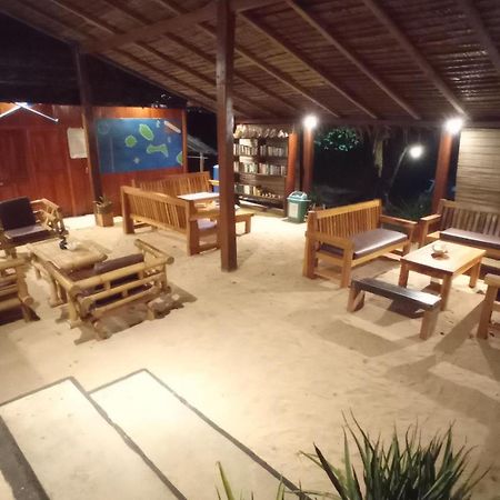 Raja Laut Dive Resort Bunaken Exterior foto