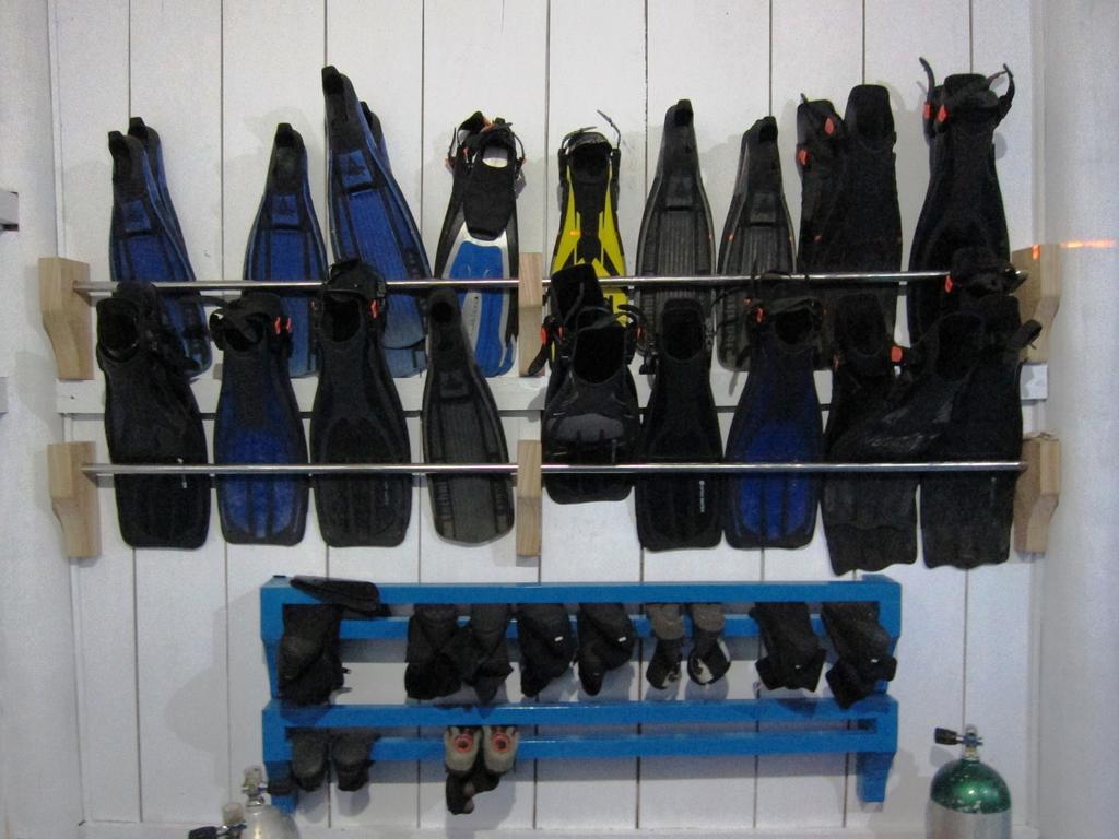Raja Laut Dive Resort Bunaken Exterior foto