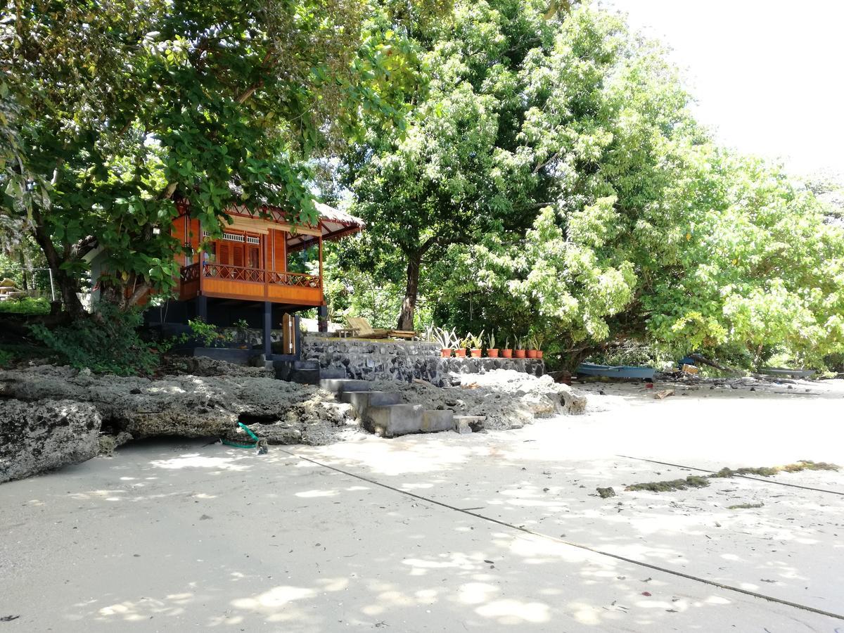 Raja Laut Dive Resort Bunaken Habitación foto